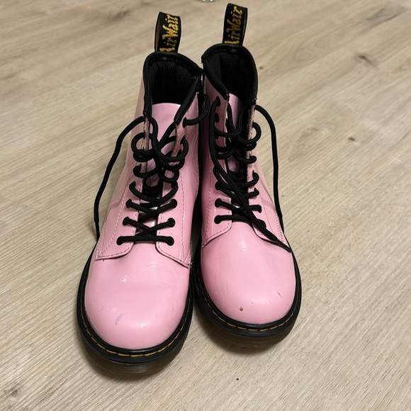 Dr. Martens Girl's Patent Leather Pink Combat Boots US Size 4 Style 1460 J - Picture 7 of 9